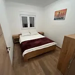 ヴィラ Kuca Za Odmor Zuborovica Mrljane
