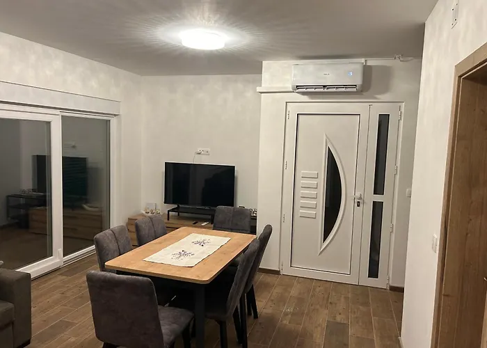 Vila Kuca Za Odmor Zuborovica Mrljane